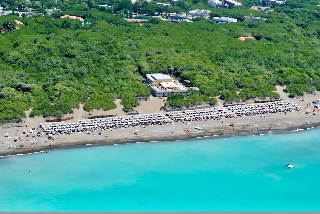 Apartments In Residence With Swimming Pool In Marina Di Bibbona Italy