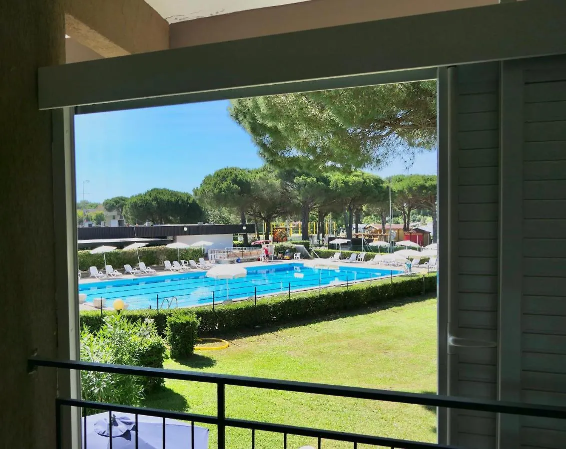 Apartments In Residence With Swimming Pool In Marina Di Bibbona Aparthotel